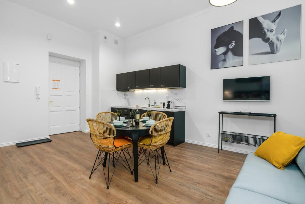 Deluxe Mtp Apartments Matejki By Noclegi Renters Poznań Esterno foto