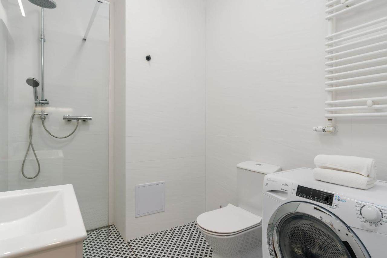 Deluxe Mtp Apartments Matejki By Noclegi Renters Poznań Esterno foto