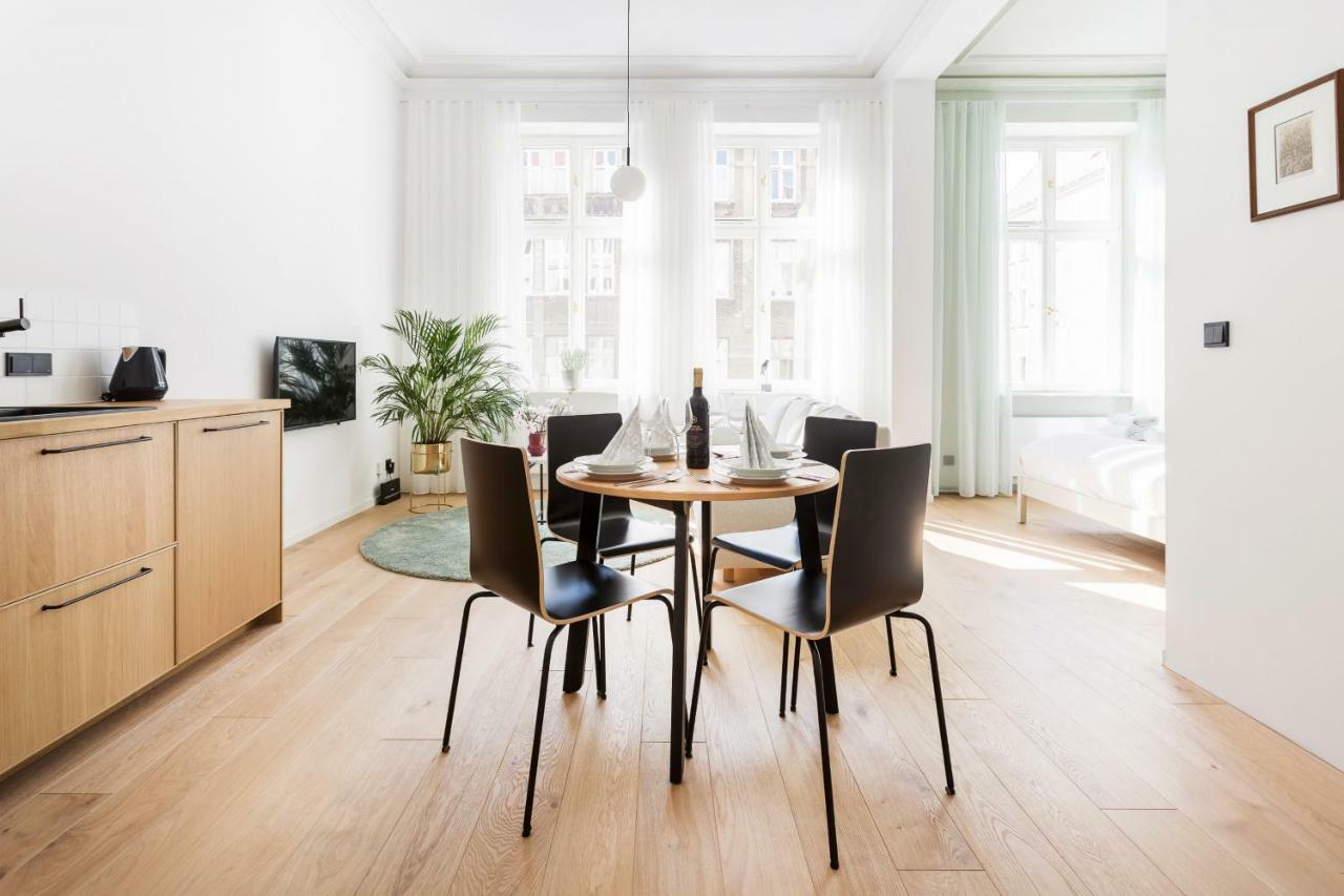 Deluxe Mtp Apartments Matejki By Noclegi Renters Poznań Esterno foto