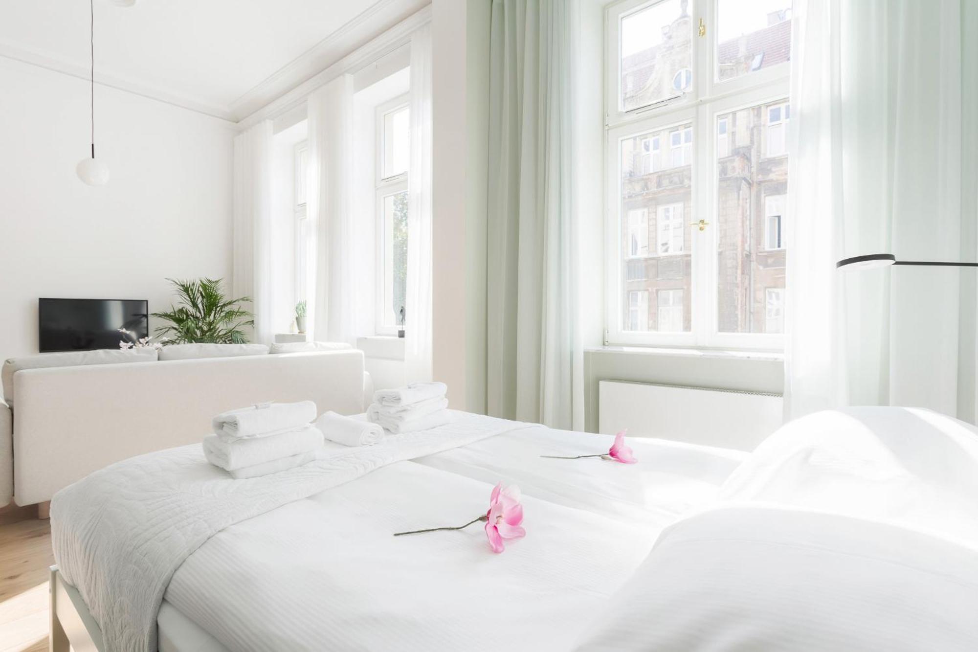 Deluxe Mtp Apartments Matejki By Noclegi Renters Poznań Esterno foto