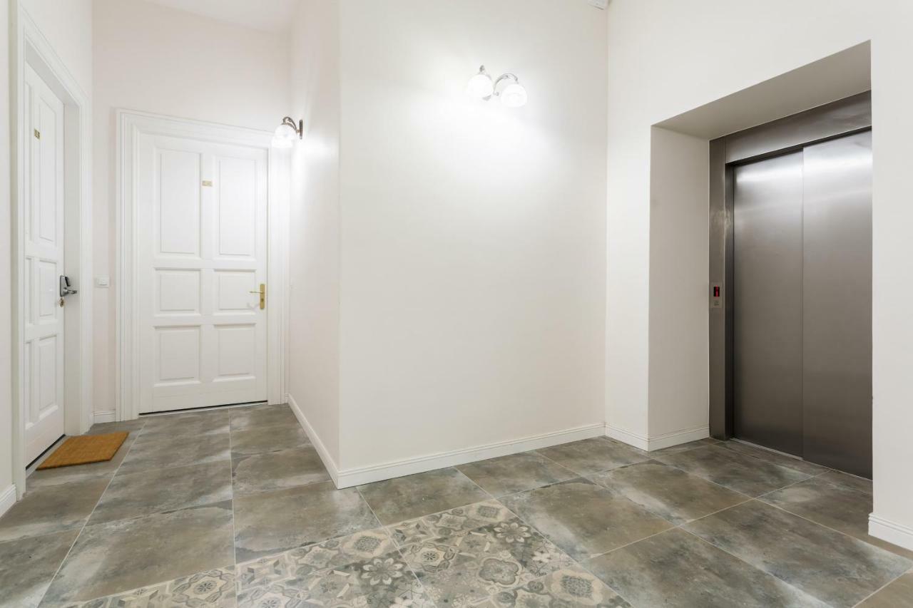 Deluxe Mtp Apartments Matejki By Noclegi Renters Poznań Esterno foto